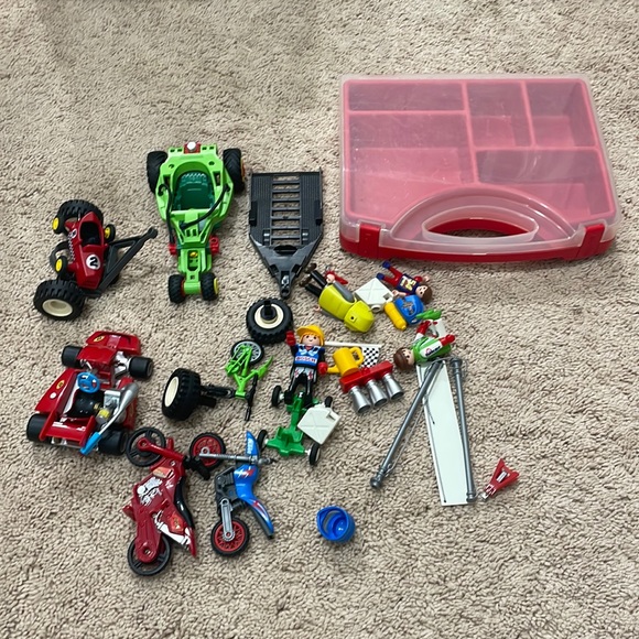 Playmobil go kart motorcycle racing set parts car’s characters & carrying case - Picture 1 of 7